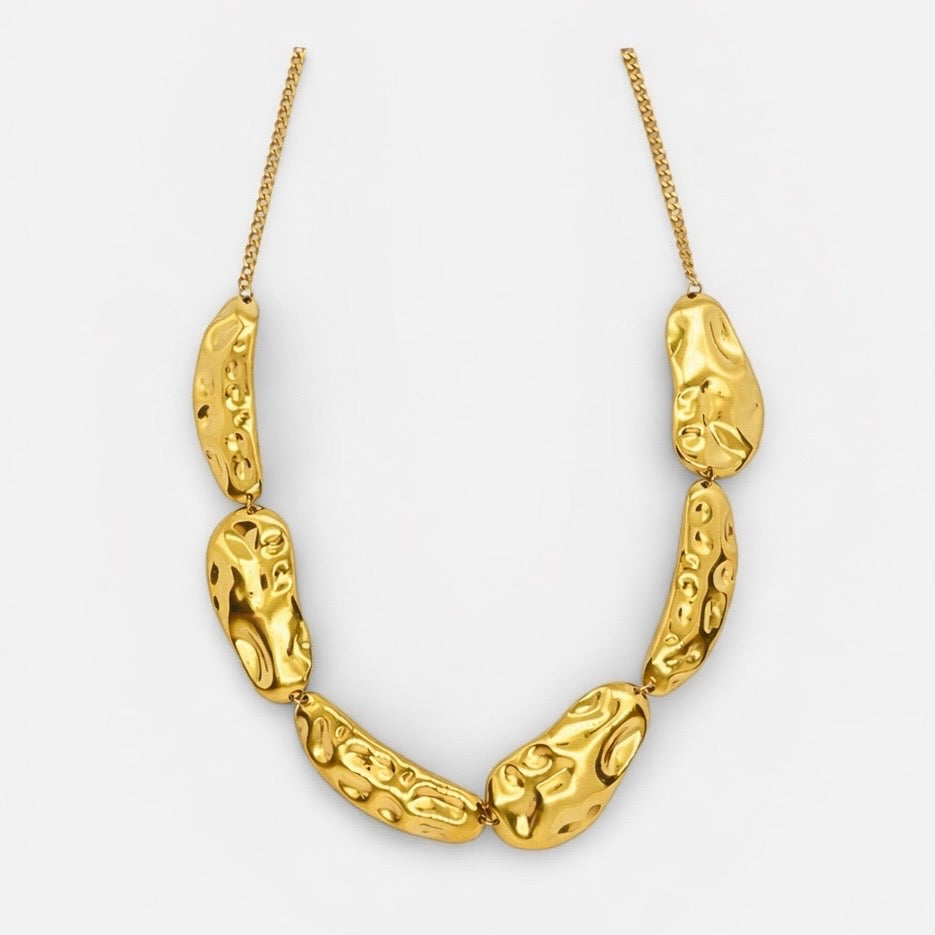 COLLAR VASTA